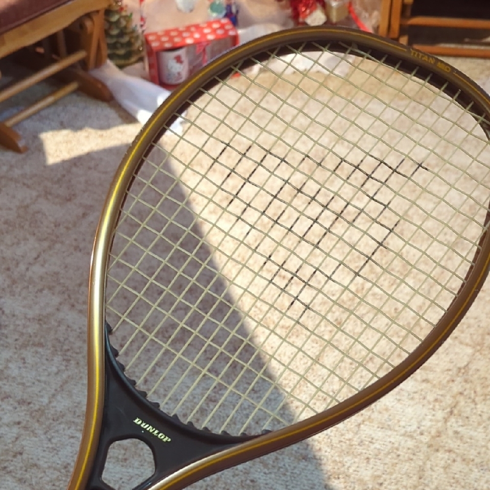 .🎾 Vintage 1980s Dunlop Titan Mid Tennis Racket + Original Cover 🎾 - Picture 6 of 16